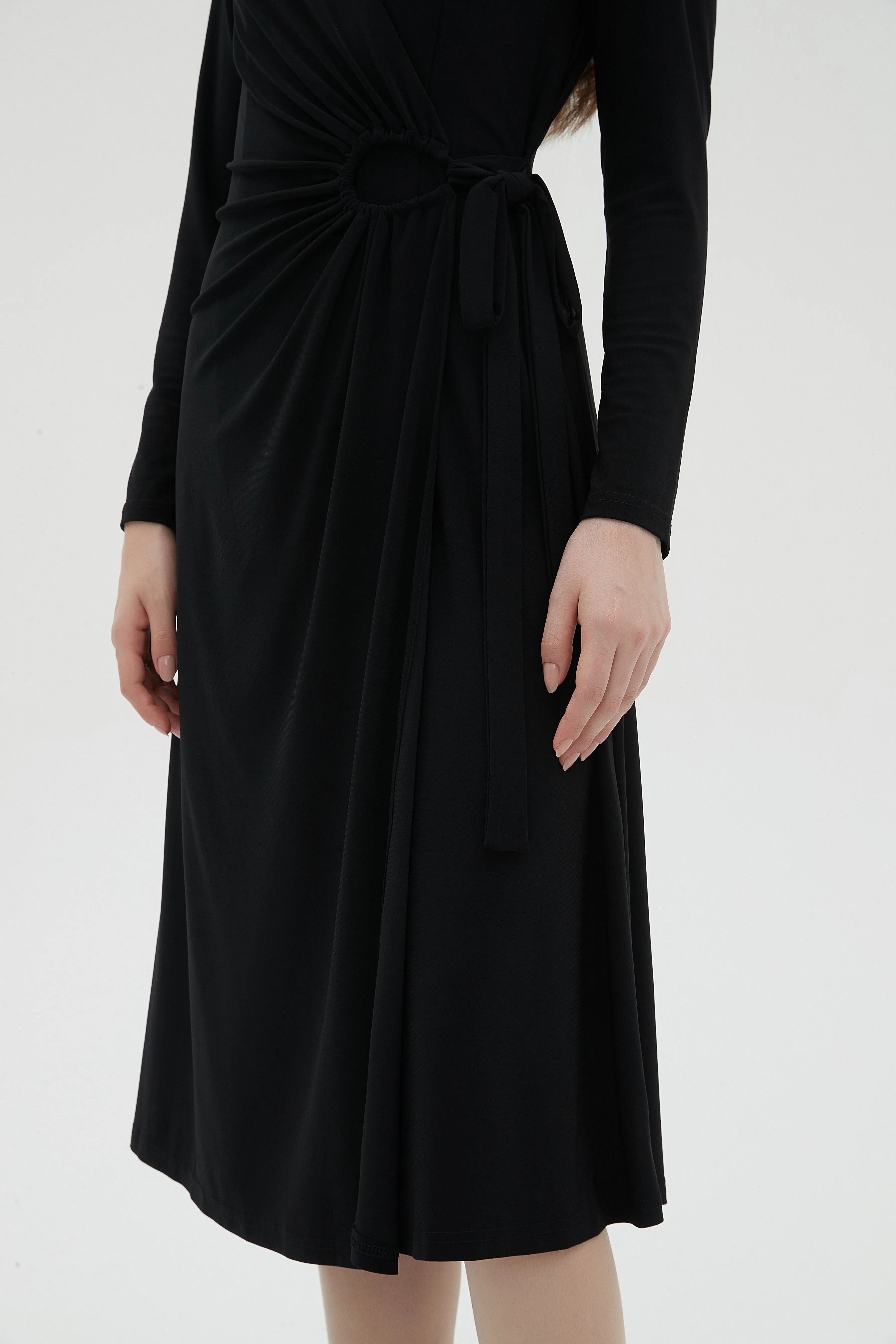 BLACK STRETCH WRAP DRESS byMM