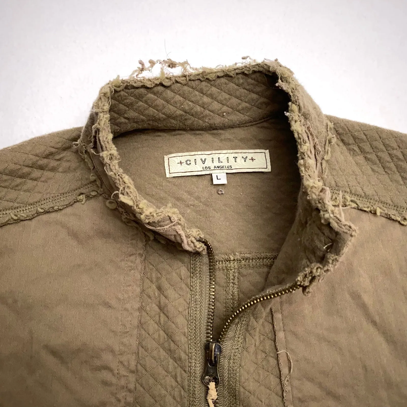 Civility Womens Quilted Utility Jacket | Large | Distressed Olive Green | Zipper Front | Pre-Owned