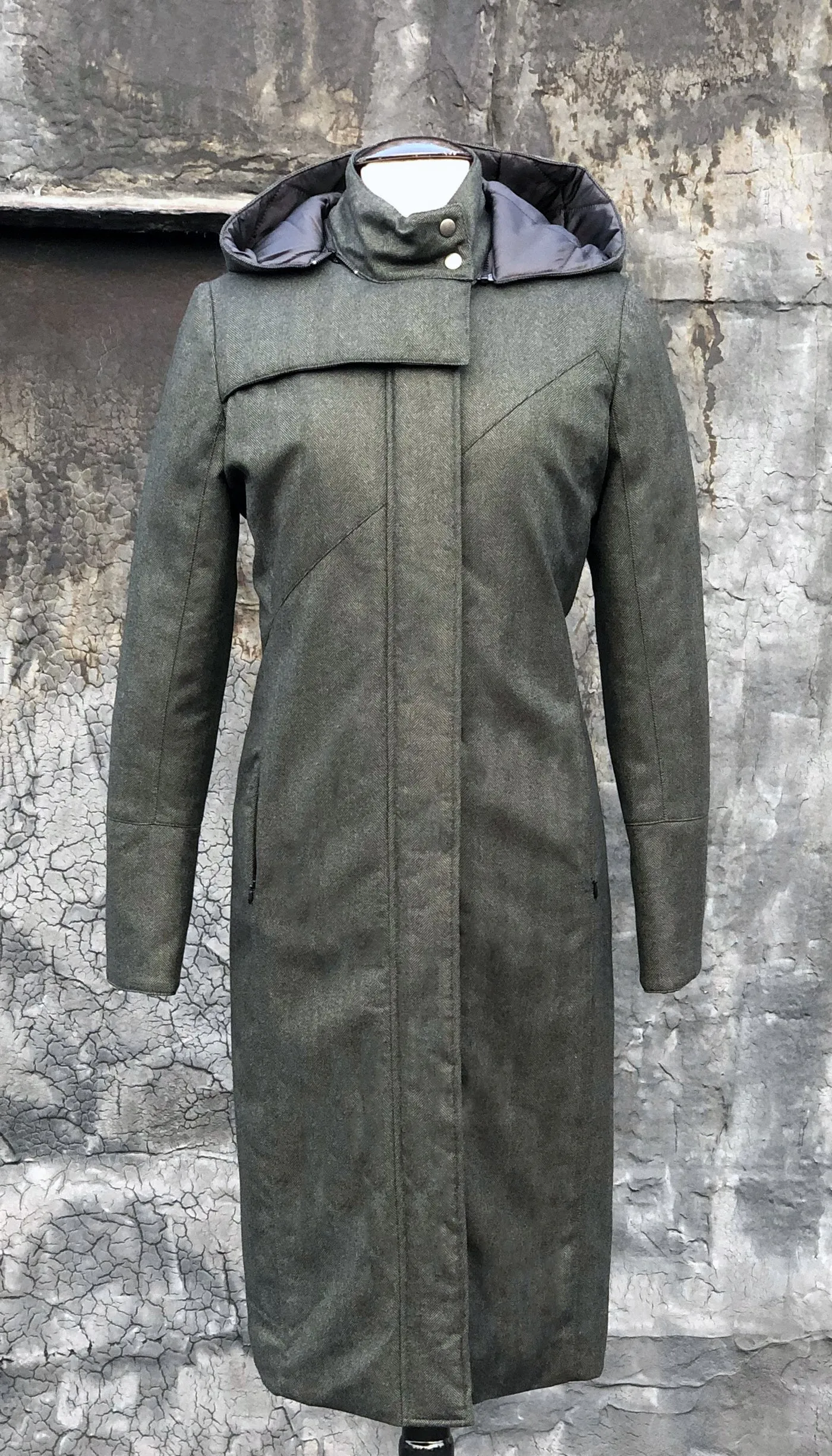 Hooded Mock Neck Zip Maxi Coat w/ Thinsulate Quilted Liner/ Green Wool Herringbone