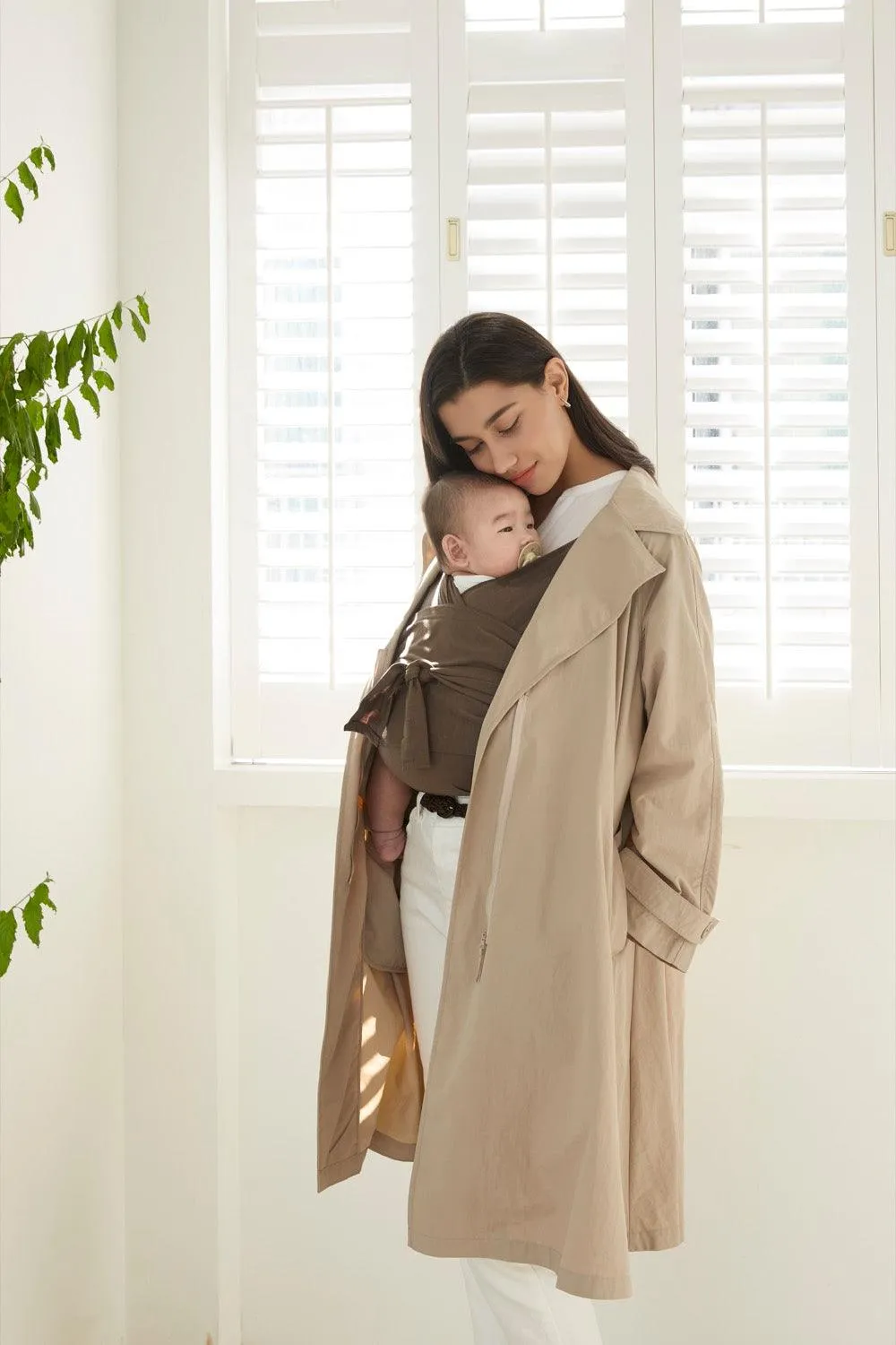 Konny Babywearing Trench