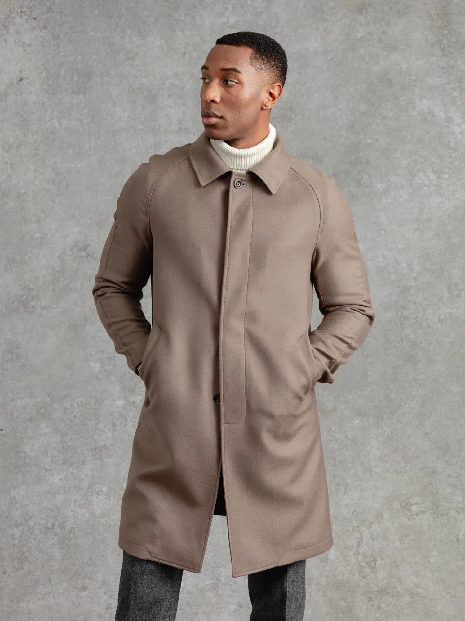 The Cashmere Crew Coat - Camel