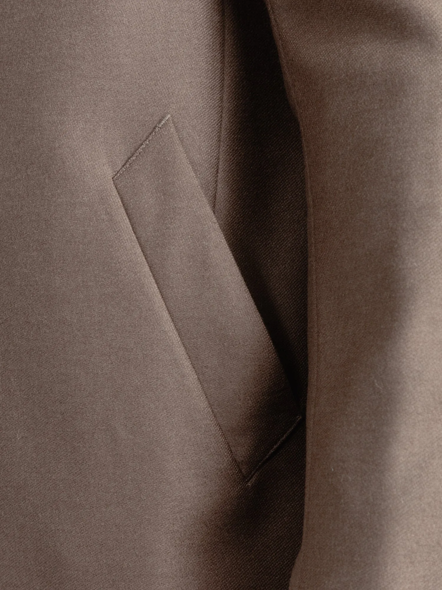 The Cashmere Crew Coat - Camel