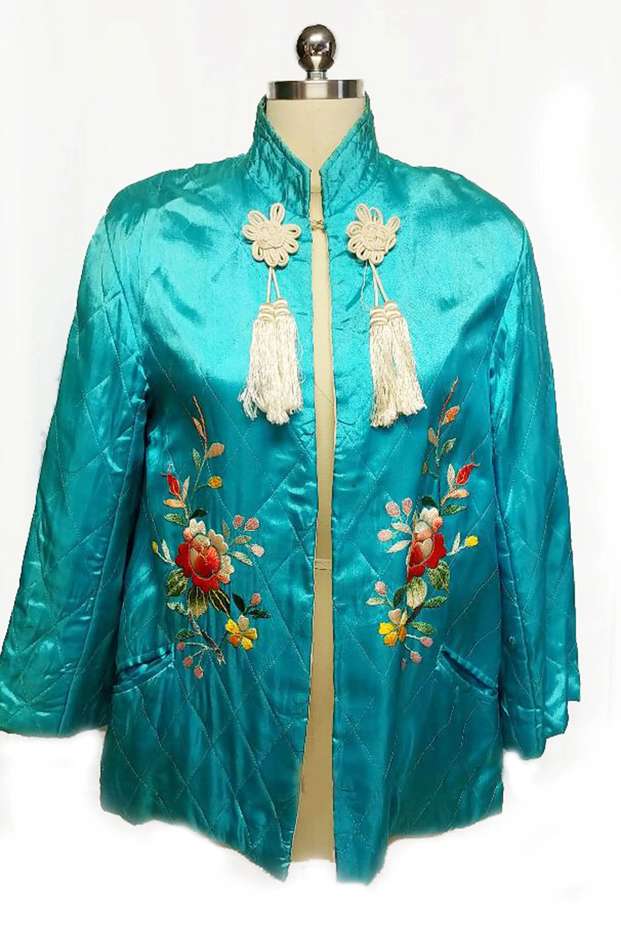 VINTAGE 50 60S ASIAN ORIENTAL TURQUOISE QUILTED JACKET WITH BEAUTIFUL FLORAL EMBROIDERY