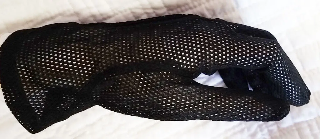 VINTAGE '50S ANTEBELLUM LOOK BLACK MESH COCKTAIL GLOVES - JUST ADORABLE!